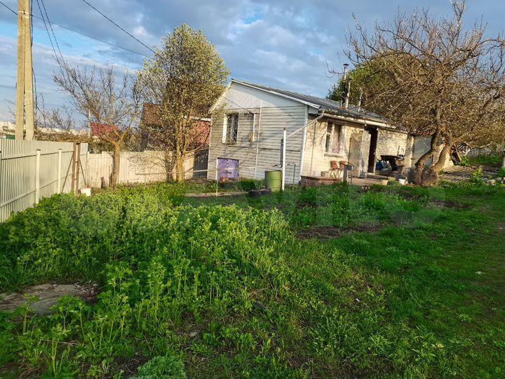 Дом 37,2 м² на участке 15 сот.