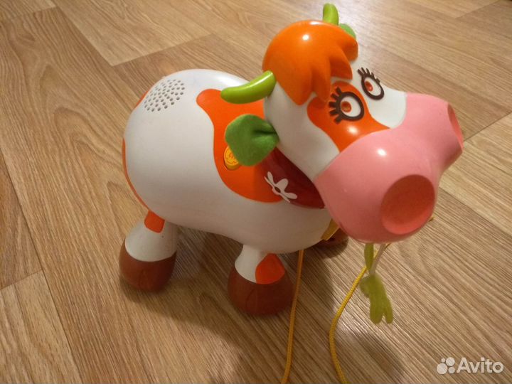 Игрушка-каталка Буренка Gulliver