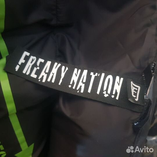 Пуховик Freaky Nation XL оригинал