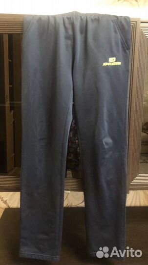 Костюм спортивный