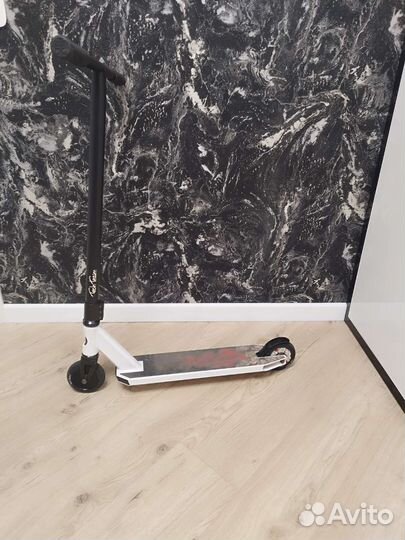 Подростковый трюковой самокат Tech Team