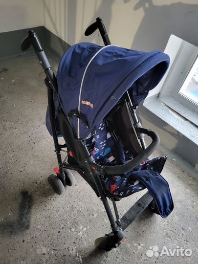 Прогулочная коляска