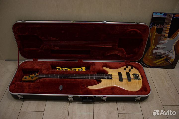 Бас гитара Ibanez Prestige SR 1000 EFM + кейс