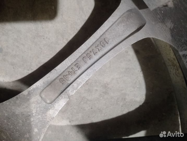 Литые диски r18