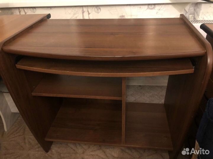 Компьютерный столик