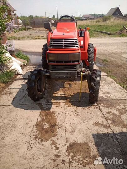 Мини трактор