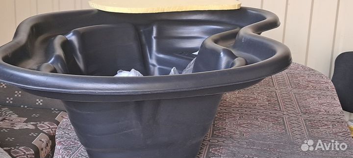 Искусственный пруд