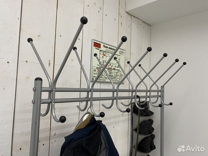 Вешалка напольная