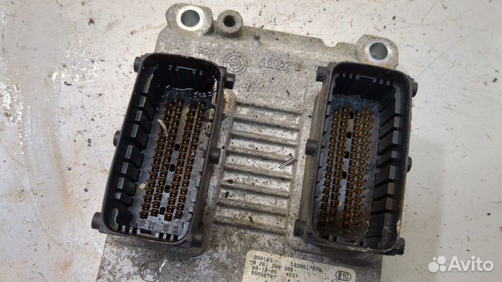 Блок управления двигателем Opel Astra H, 2009