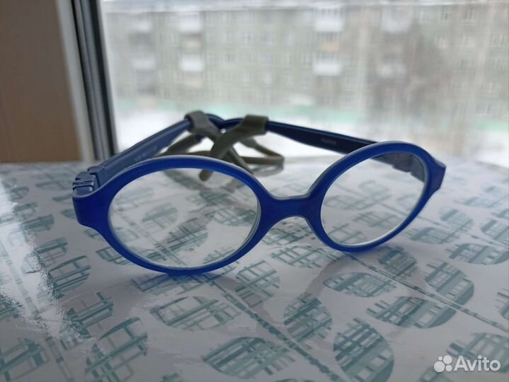 Очки или оправа детские