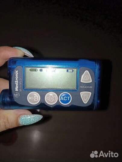 Инсулиновая помпа medtronic715