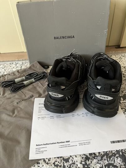 Balenciaga track 1