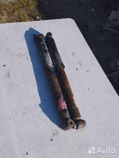 Задний амортизатор vоlvo 760 вольво 760, 740, 940