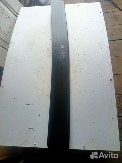 Спойлер крышки багажника golf 3