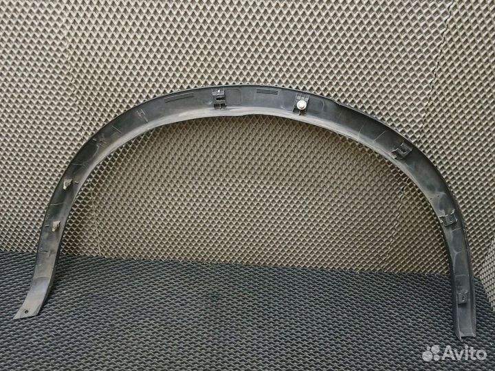 Накладка крыла задняя левая Nissan Qashqai J10