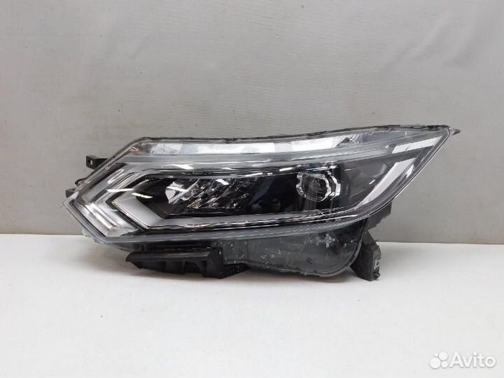 Фара левая Nissan Qashqai