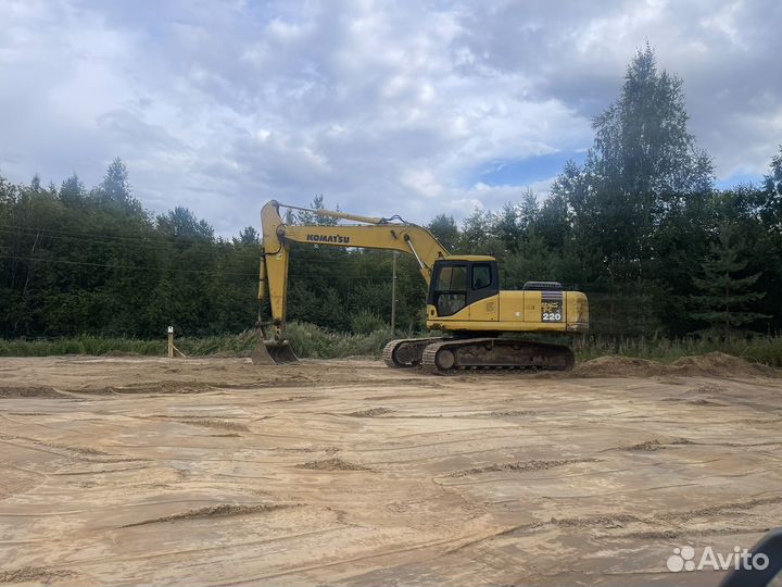 Гусеничный экскаватор Komatsu PC220-7, 2005