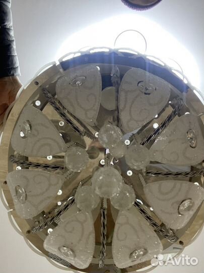 Люстра потолочная