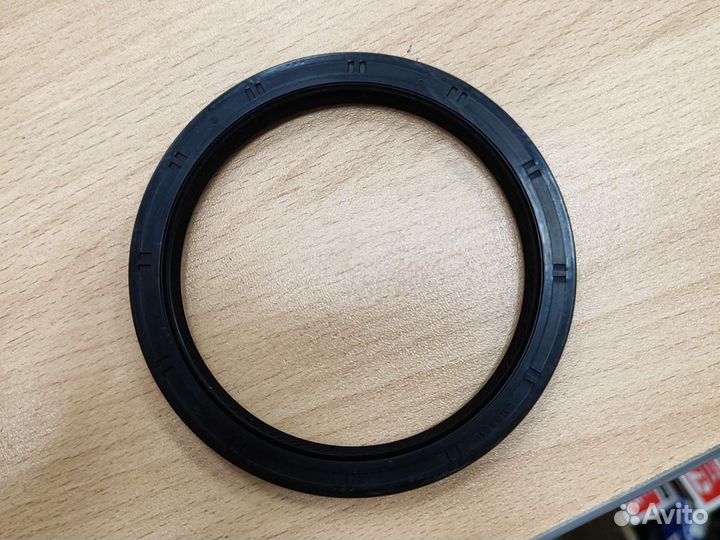 Сальник коленвала задний Nissan