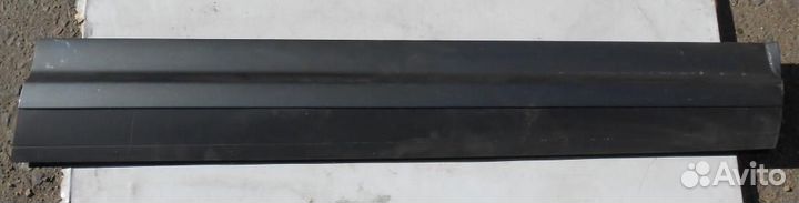 Porsche Cayenne 958 накладка правой перед двери