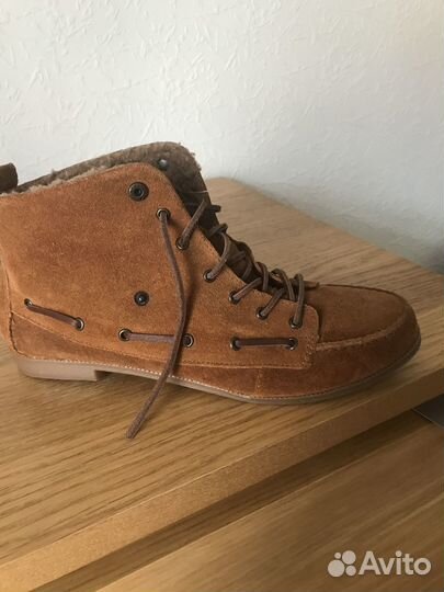 Ботинки женские