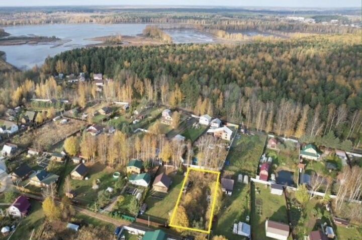 Участок 10,6 сот. (ИЖС)