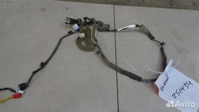 Проводка двери передней Mitsubishi Galant EA 1996