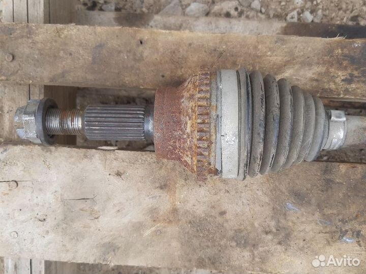Привод задний левый Renault Duster