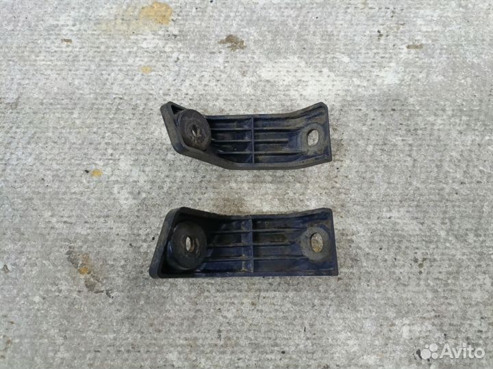 Кронштейн крепления задн бампера Kia Sportage 3 SL