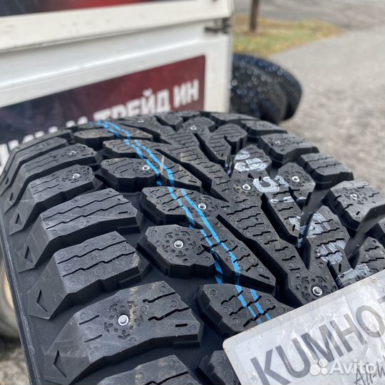 Kumho WinterCraft Ice Wi32 225/45 R18