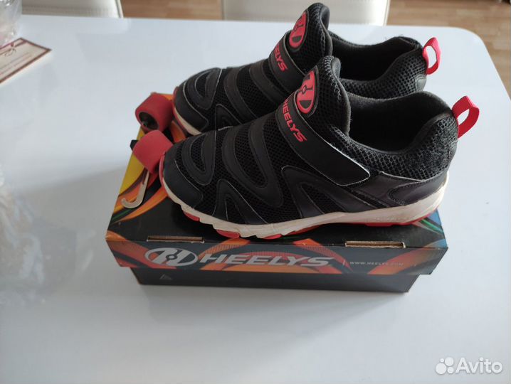 Кроссовки heelys