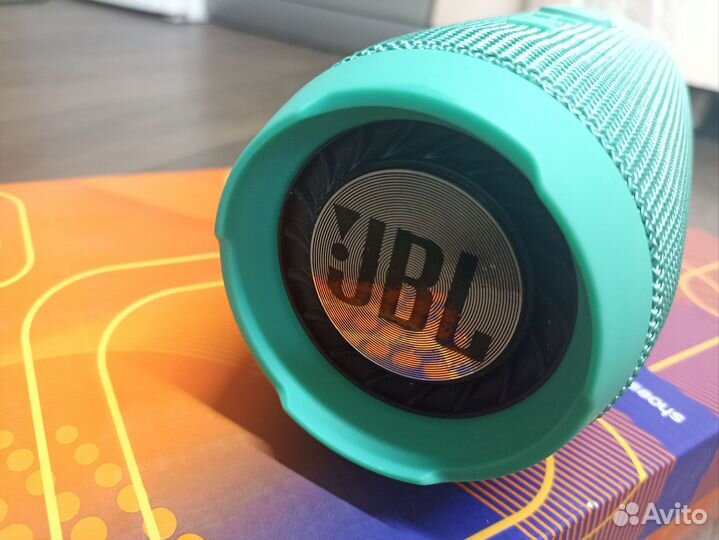 Колонка jbl charge 3