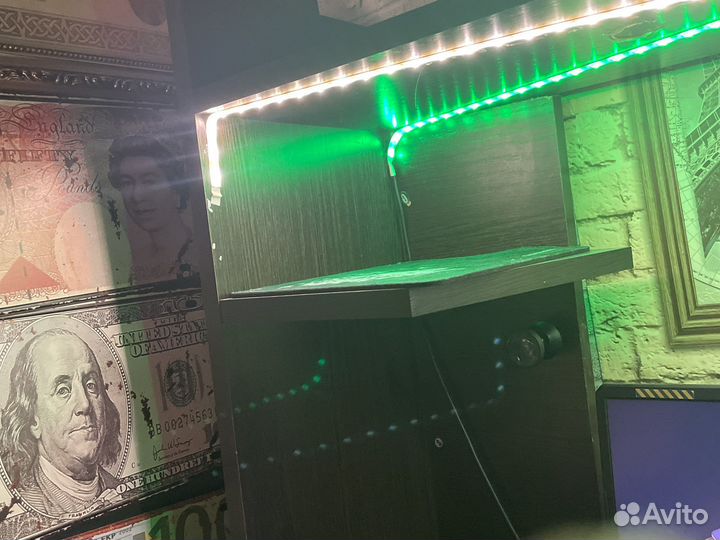 Компьютерный стол бу