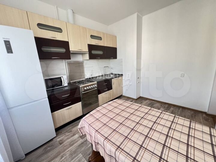 2-к. квартира, 51 м², 8/9 эт.