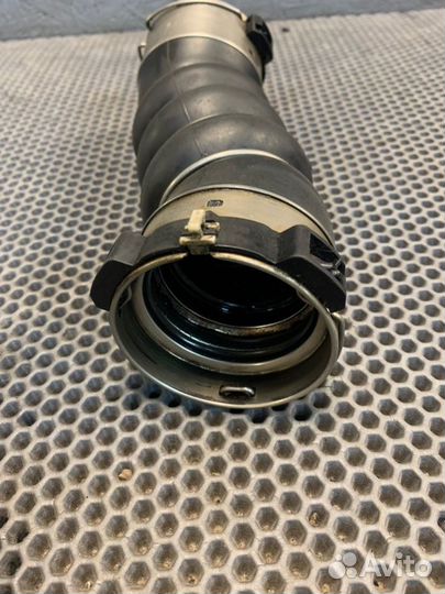 Патрубок интеркулера правый Bmw X7 G07 M-pack