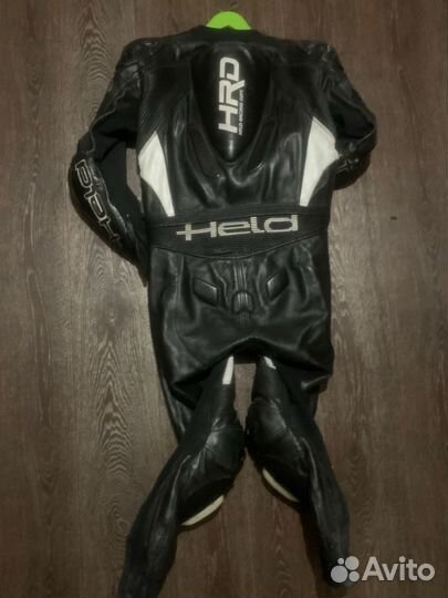 Мотокомбинезон 52 held