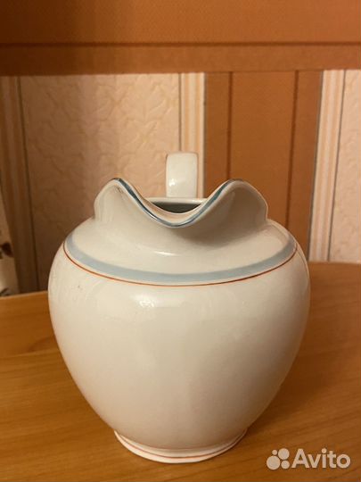 Молочник Kahla. ГДР