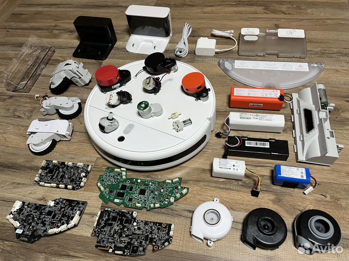 Запчасти для робота пылесоса
