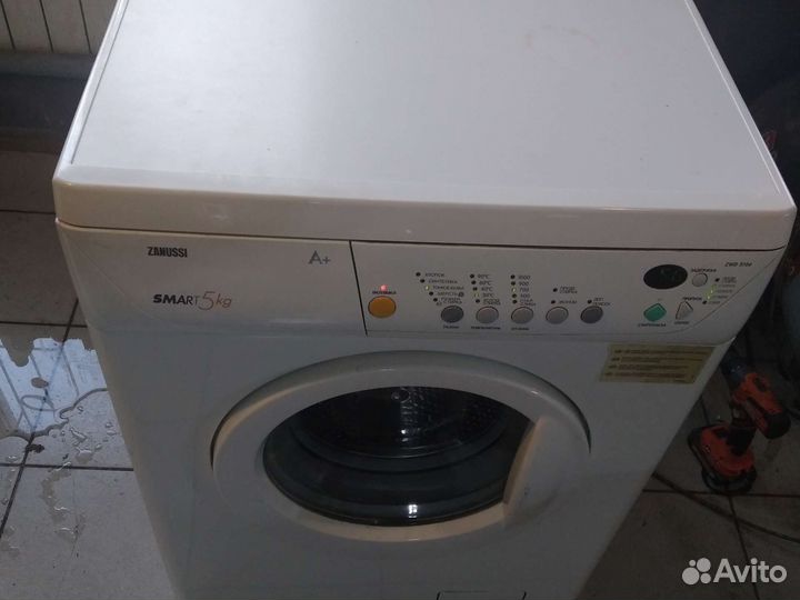 Стиральная машина Занусси 5кг