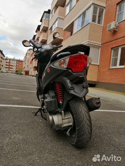 Продам sym Jet 4 125