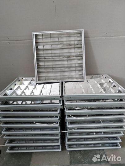 Светильник потолочный