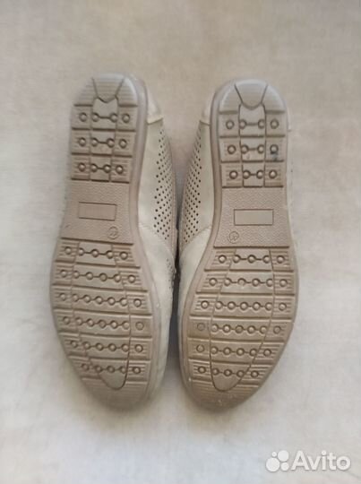 Мокасины ботинки кроссовки вторая обувь