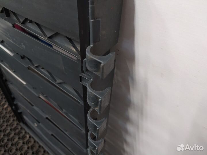 504150814 Полка спальника нижнего Iveco Stralis