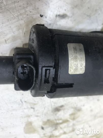 Фара противотуманная правая Volkswagen Passat