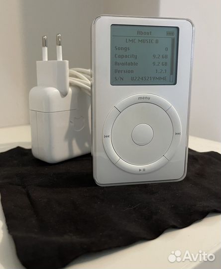 iPod classic 2002 год