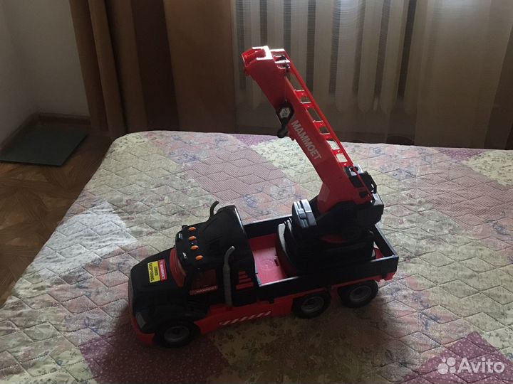 Машина пожарная, кран