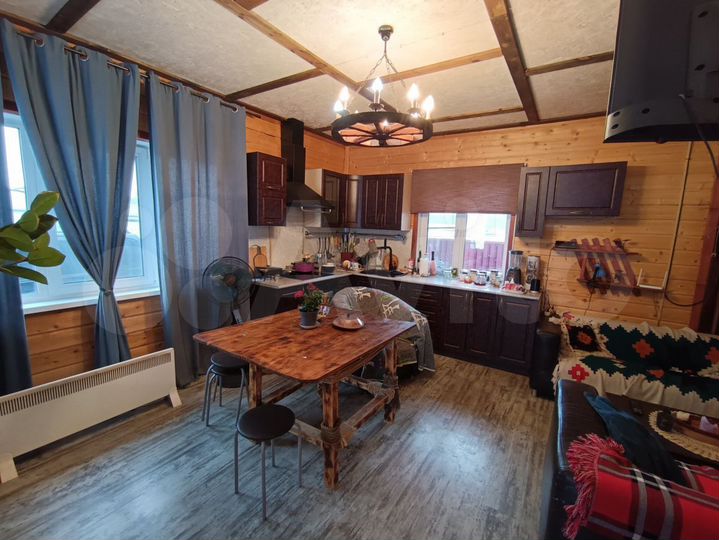 Дом 80 м² на участке 9 сот.