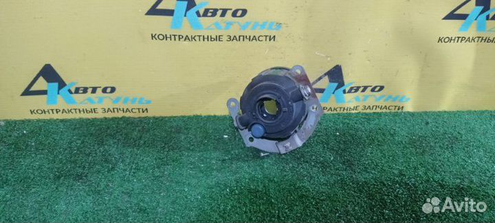 Фара противотуманная передняя Mitsubishi Galant