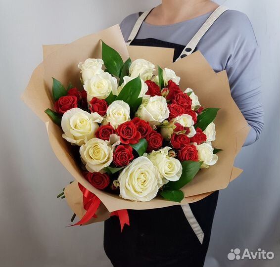 Букет кустовой розой