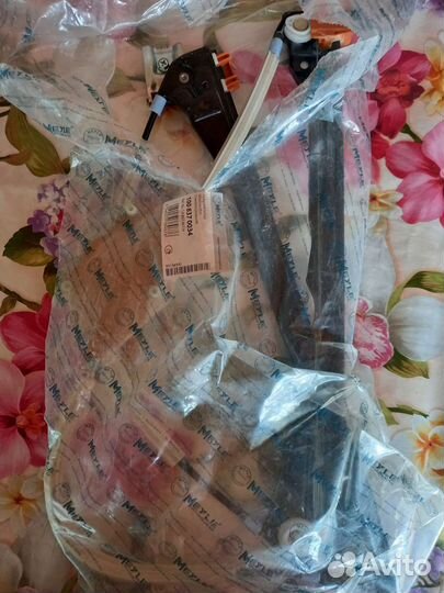 Стеклоподъемник задний правый